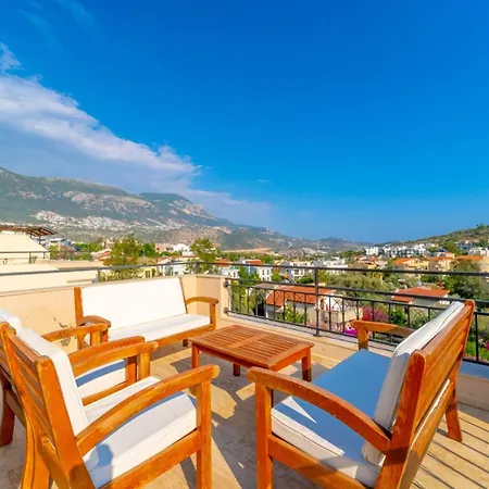 A Luxurious Sea View Within Walking Distance To Town In Kalkan Kalamar ヴィラ カシュ